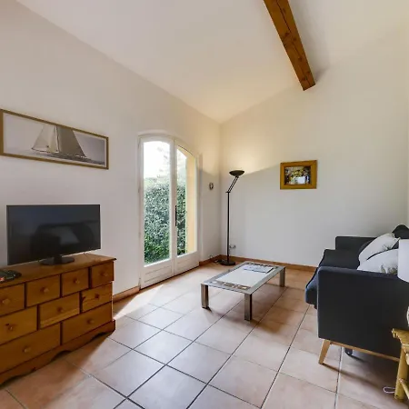 Parc De La Rouveraie By Interhome Saint-Tropez