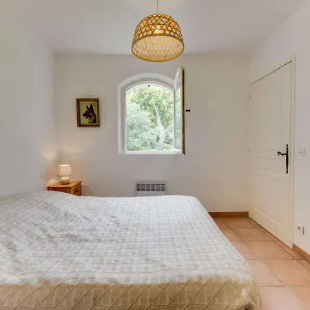 Parc De La Rouveraie By Interhome *